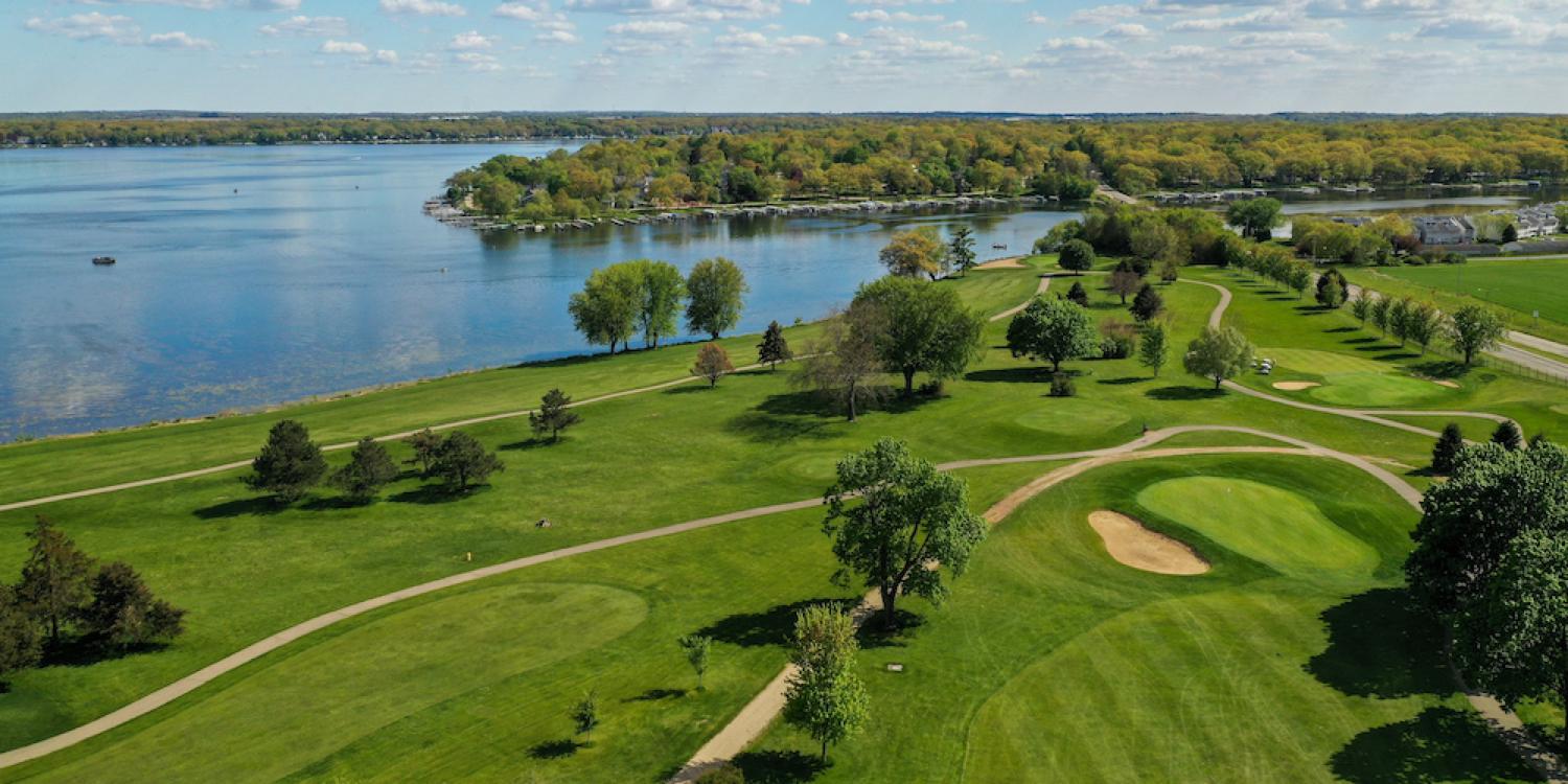 Majestic Oaks Golf Course